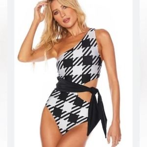 NWOT! Beach Riot Carlie One Shoulder Cutout Houndstooth Swimsuit Size L 12893